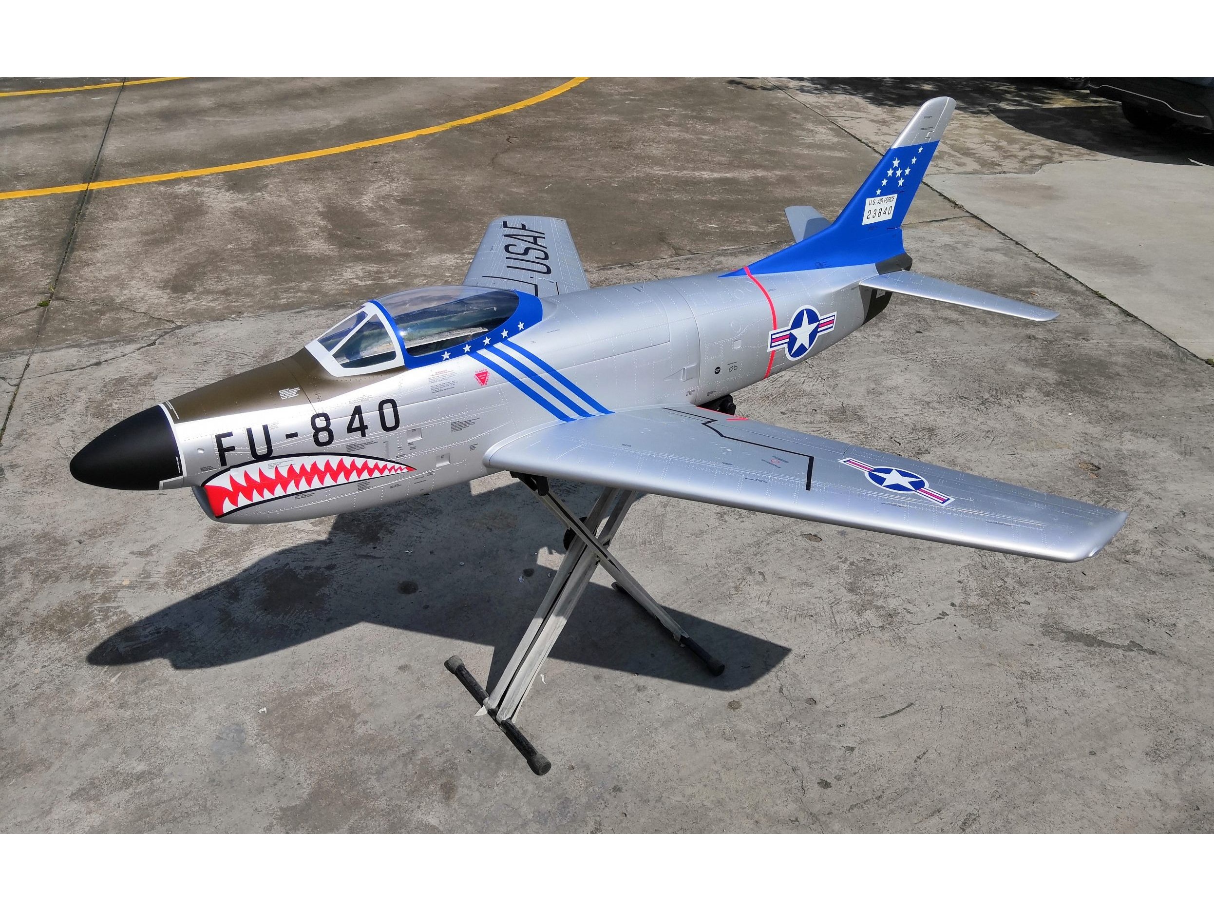 F-86D Sabre - Turbinen Jet, Spw 1980mm, ARF-Set mit EZFW, Pilot-RC – Bild 5