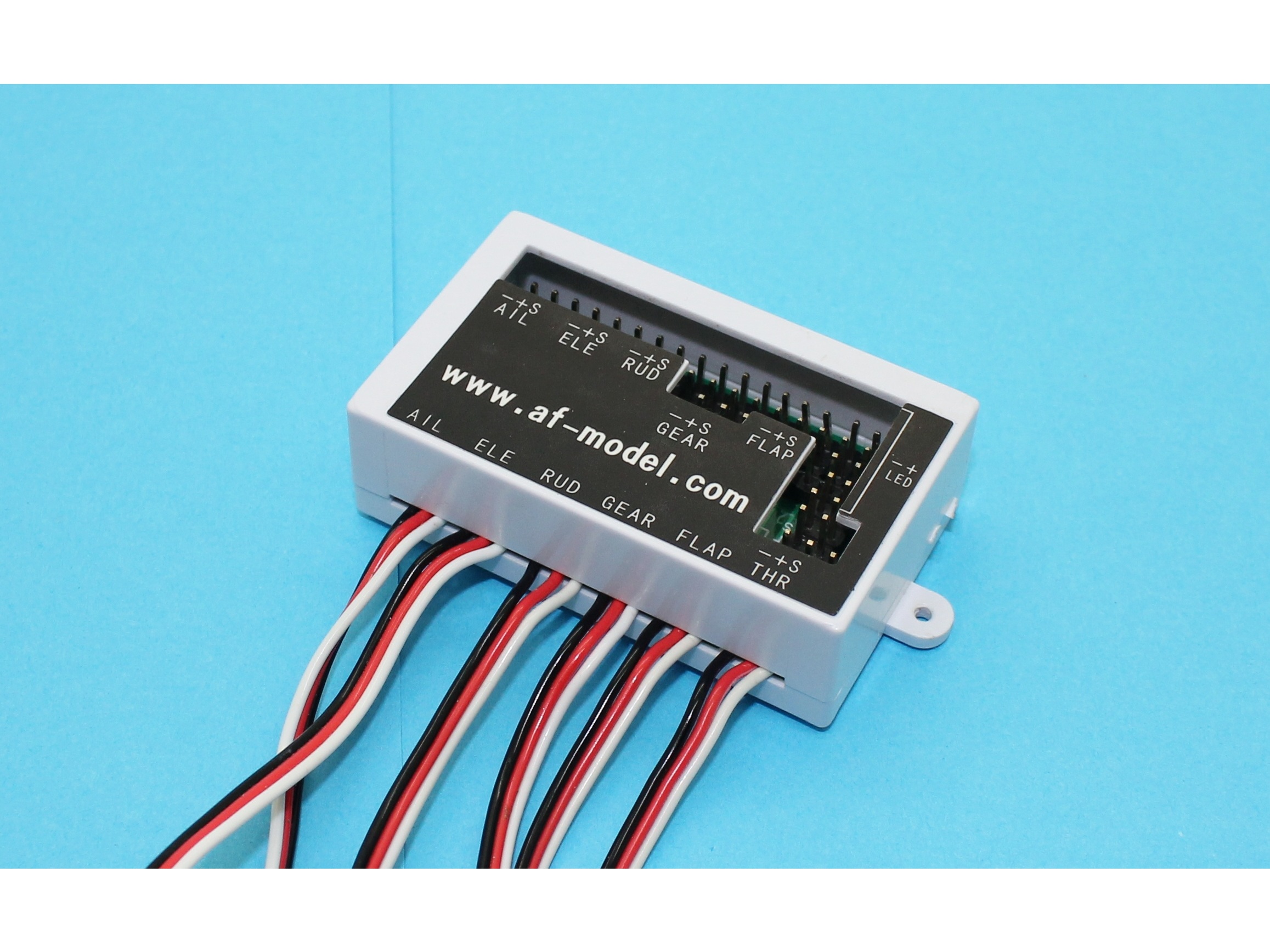 Servo Verteilertbox zu Super Jet - 90mm EDF - Spw 1200mm, AF-Model – Bild 3