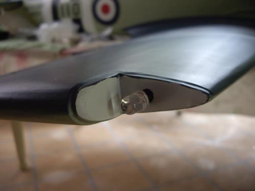 Hawker Sea Fury, 100-150ccm, Spw 2420mm, ARF-Modell von CYModel – Bild 4