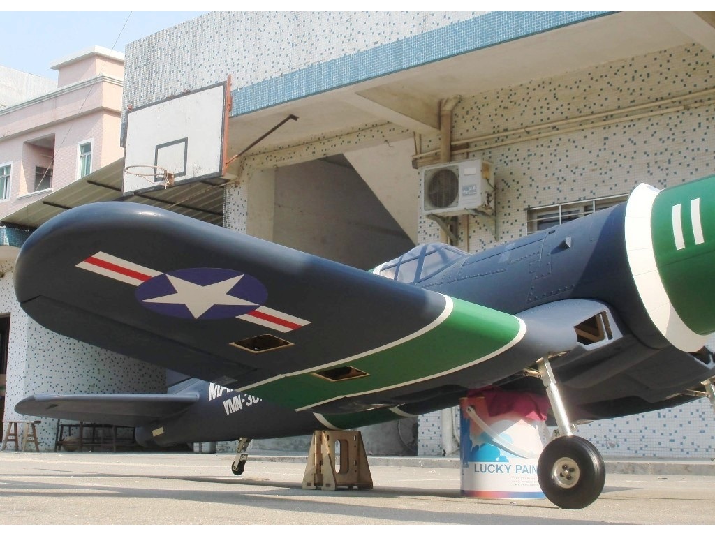 Giant F4U Corsair gelb-blau, 100ccm, Spw 2390mm, ARF von CYModel – Bild 3