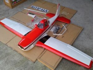 Kabinenhaube, rot zu Cessna 188, Spw 2795mm, CYModel