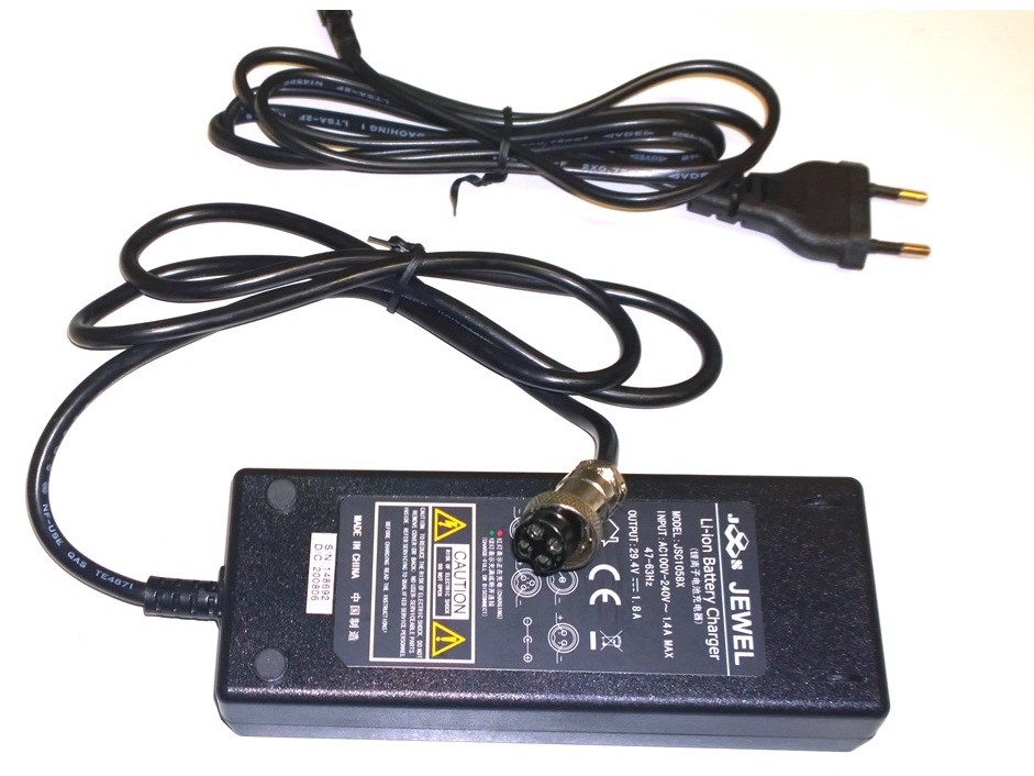Ladegerät für Li-Io Akkus 24V, zu Klappfahrrad