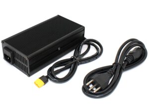 ETOP Ladegerät 42V / 5A zu Li-Ion Akku