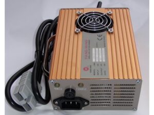 Profi Batterie-Ladegerät  24V 15A für Blei-Gel-Akkus