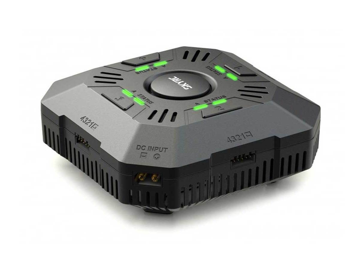 SkyRC E4Q Quattro Lipo Ladegerät - 4x50W - 2-5A - für 2-4S Lipos – Bild 2