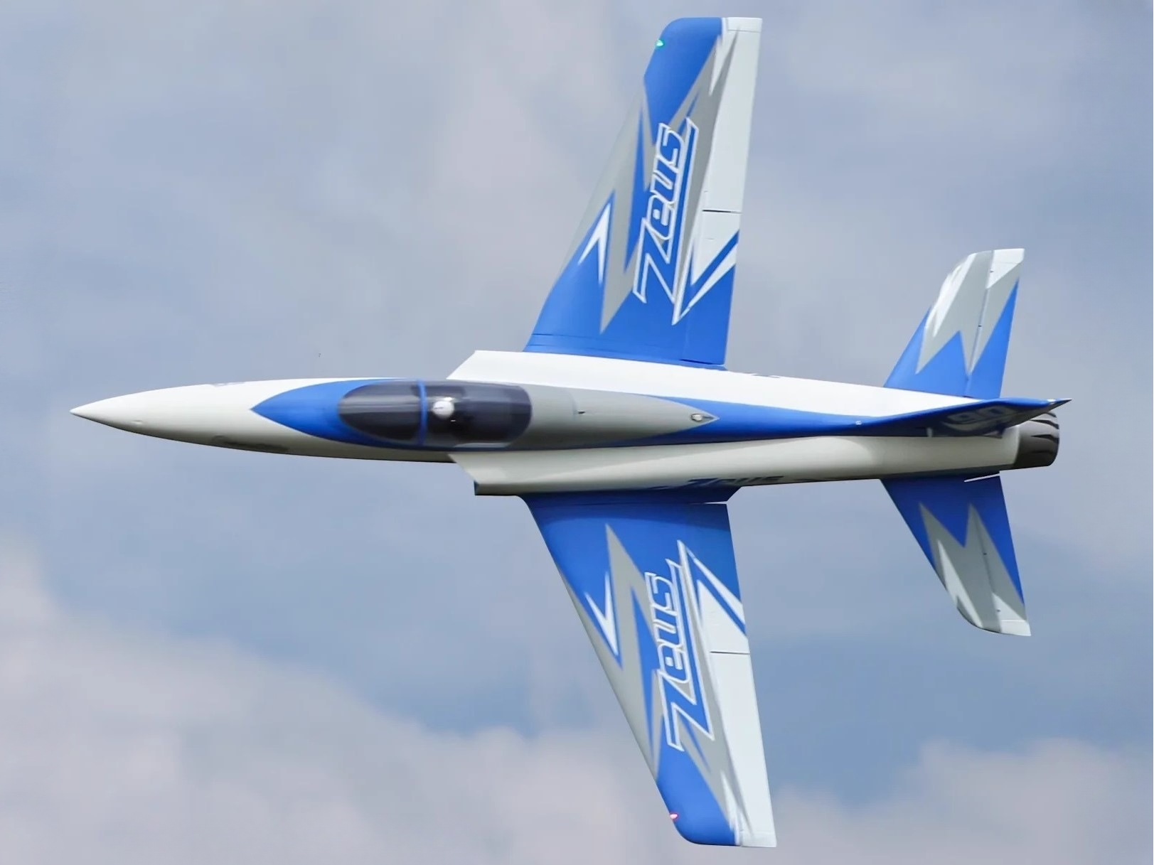 Zeus 90mm Sport EDF Jet, Spw 1200mm, 6S PNP-Set, Freewing – Bild 2