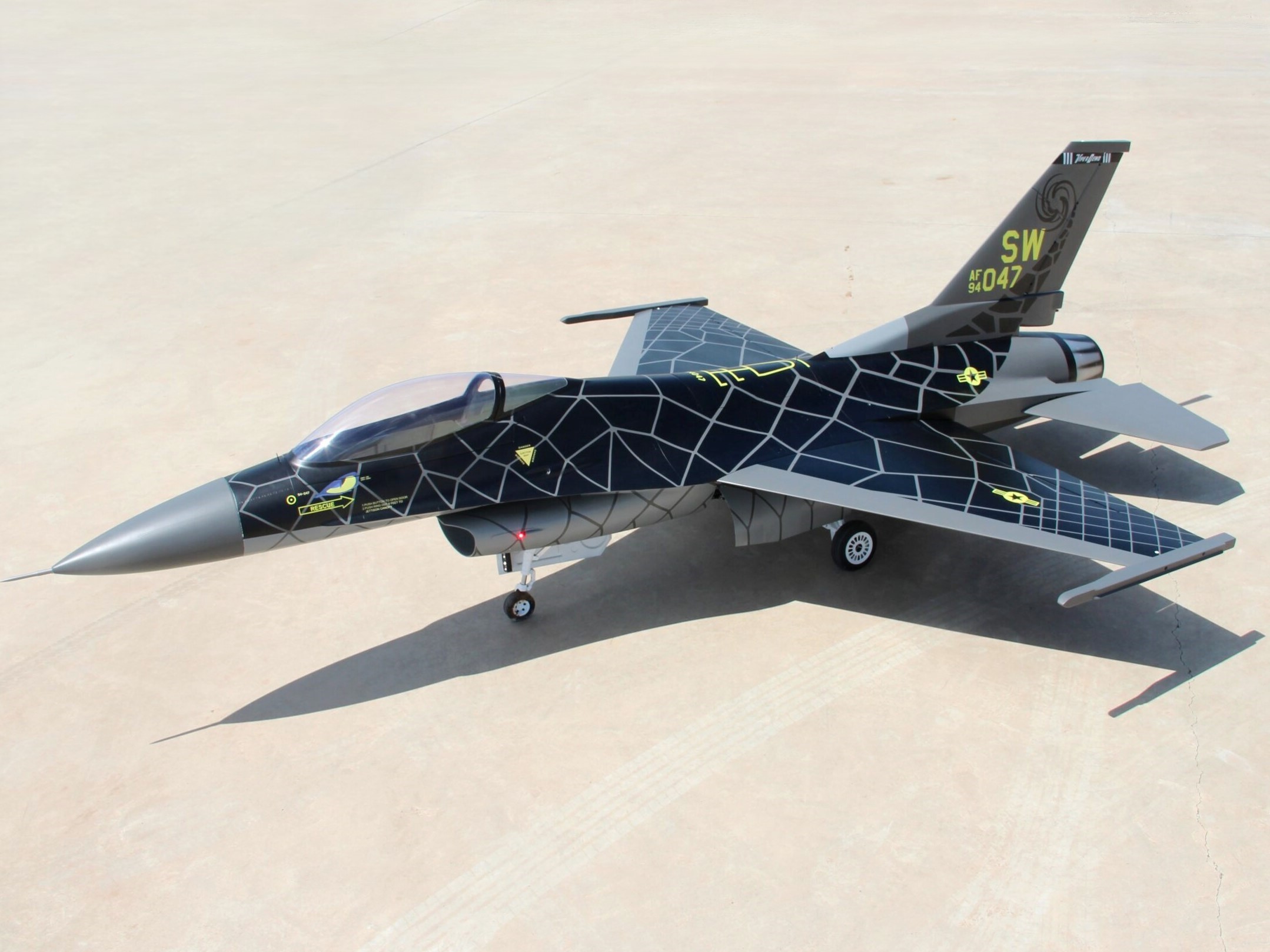 F-16 Fighting Falcon Turbinen Jet 1/5, Spw 2115mm, ARF-Set mit EZFW, Pilot-RC