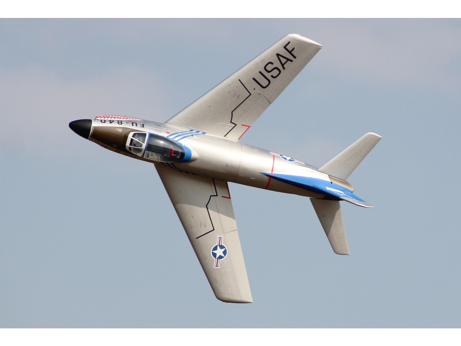 F-86D Sabre - Turbinen Jet, Spw 1980mm, ARF-Set mit EZFW, Pilot-RC