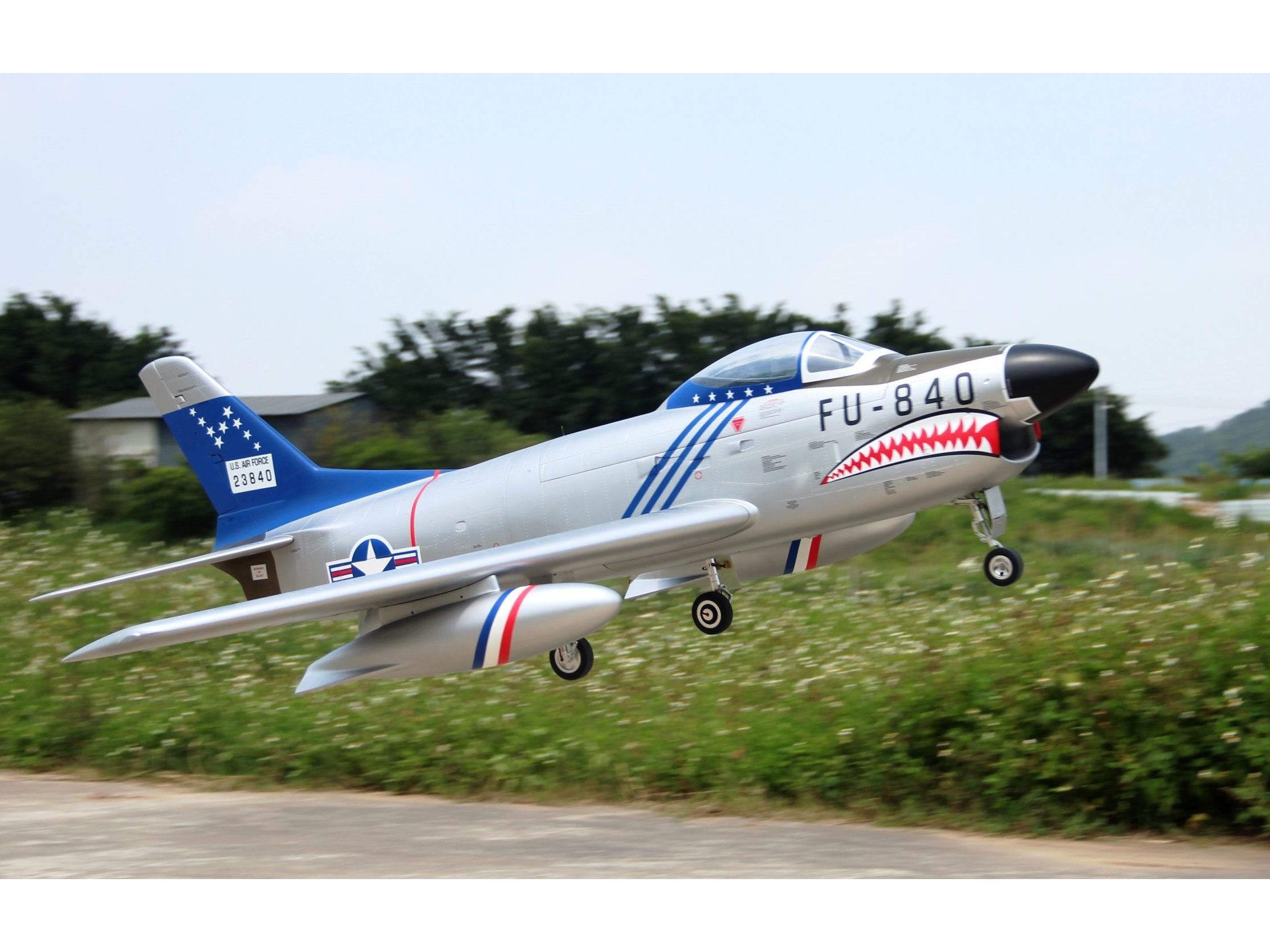 F-86D Sabre - Turbinen Jet, Spw 1980mm, ARF-Set mit EZFW, Pilot-RC – Bild 3