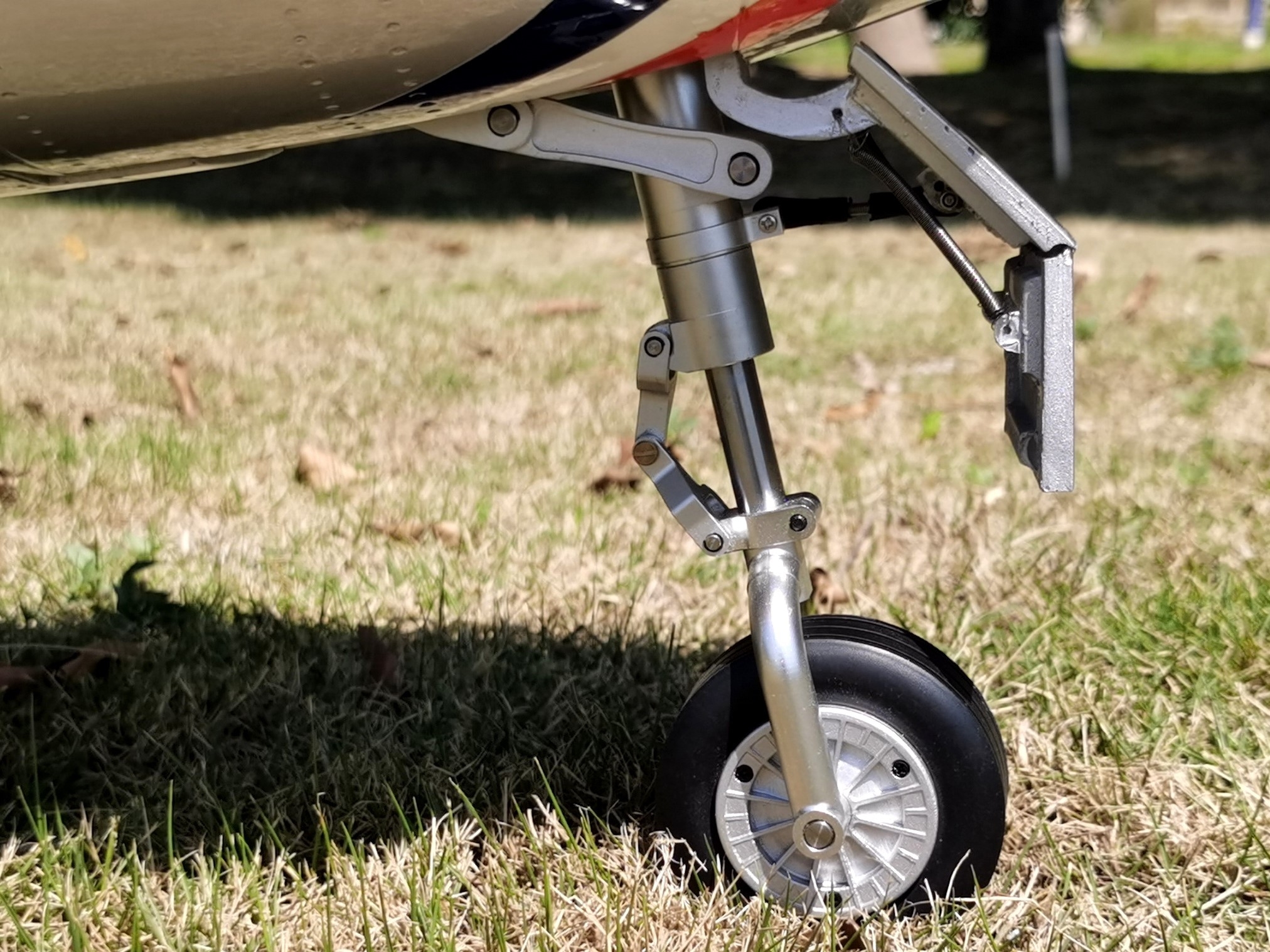 F-86F Sabre - Turbinen Jet, Spw 1957mm, ARF-Set mit EZFW, Pilot-RC – Bild 6