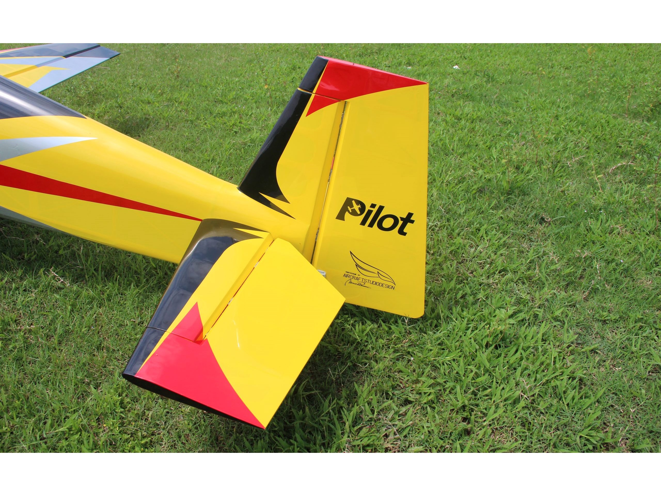 SLICK-103, 80-120ccm, Spw 2638mm, ARF-Set, PILOT-RC – Bild 4