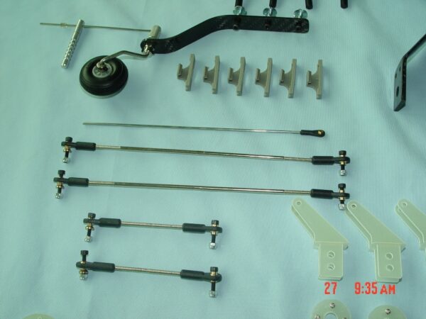 EXTRA 330SC, 150ccm, Spw 3100mm, ARF-Modell von PILOT-RC – Bild 6