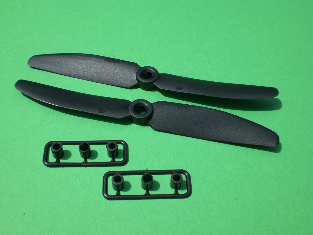 Propeller / Luftschraube 5x3/5030, 1x links- 1x rechtsdrehend