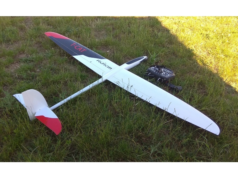 Voll GFK Segler T-Cat - Spw 1880mm - RCRCM – Bild 3