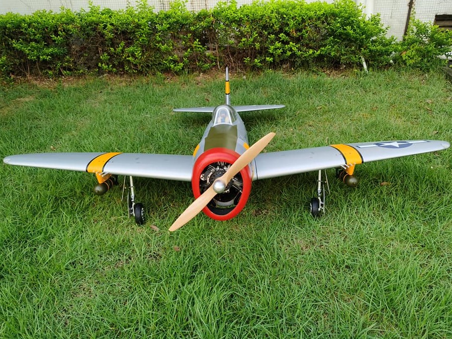 Full Composite P-47D Thunderbolt, Spw 2411mm, ARF-Set mit EZFW, Pilot-RC – Bild 4