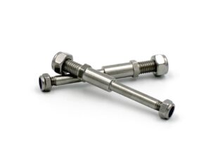 Radachse 100ccm aus Stahl, Ø 6mm, Achslänge 37mm, Gewinde M6 - 2er Set - Pilot-RC