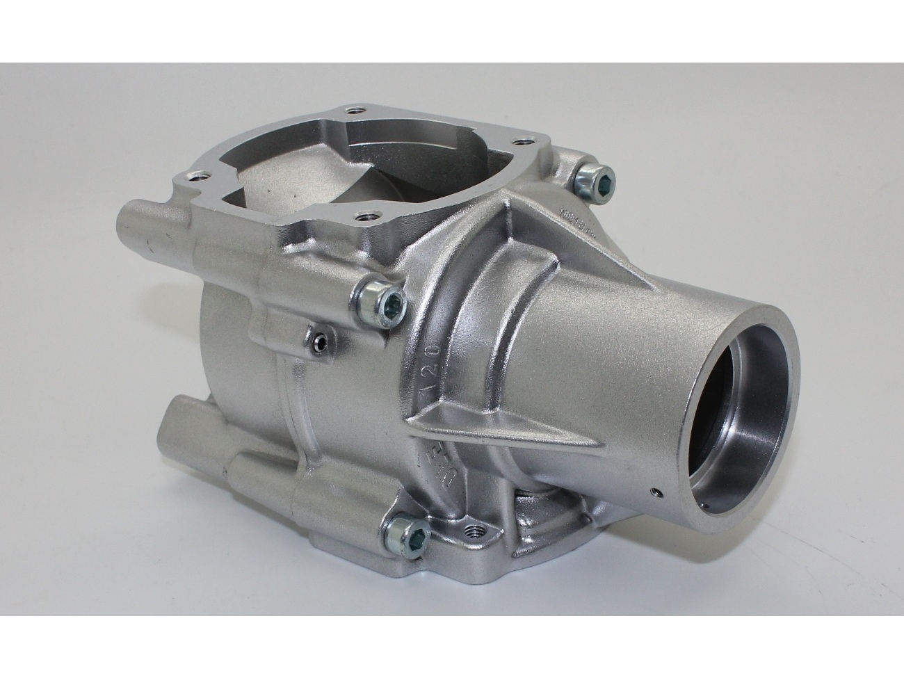 Kurbelwellengehäuse zu Benzin Boxermotor DLE120, 120ccm – Bild 3