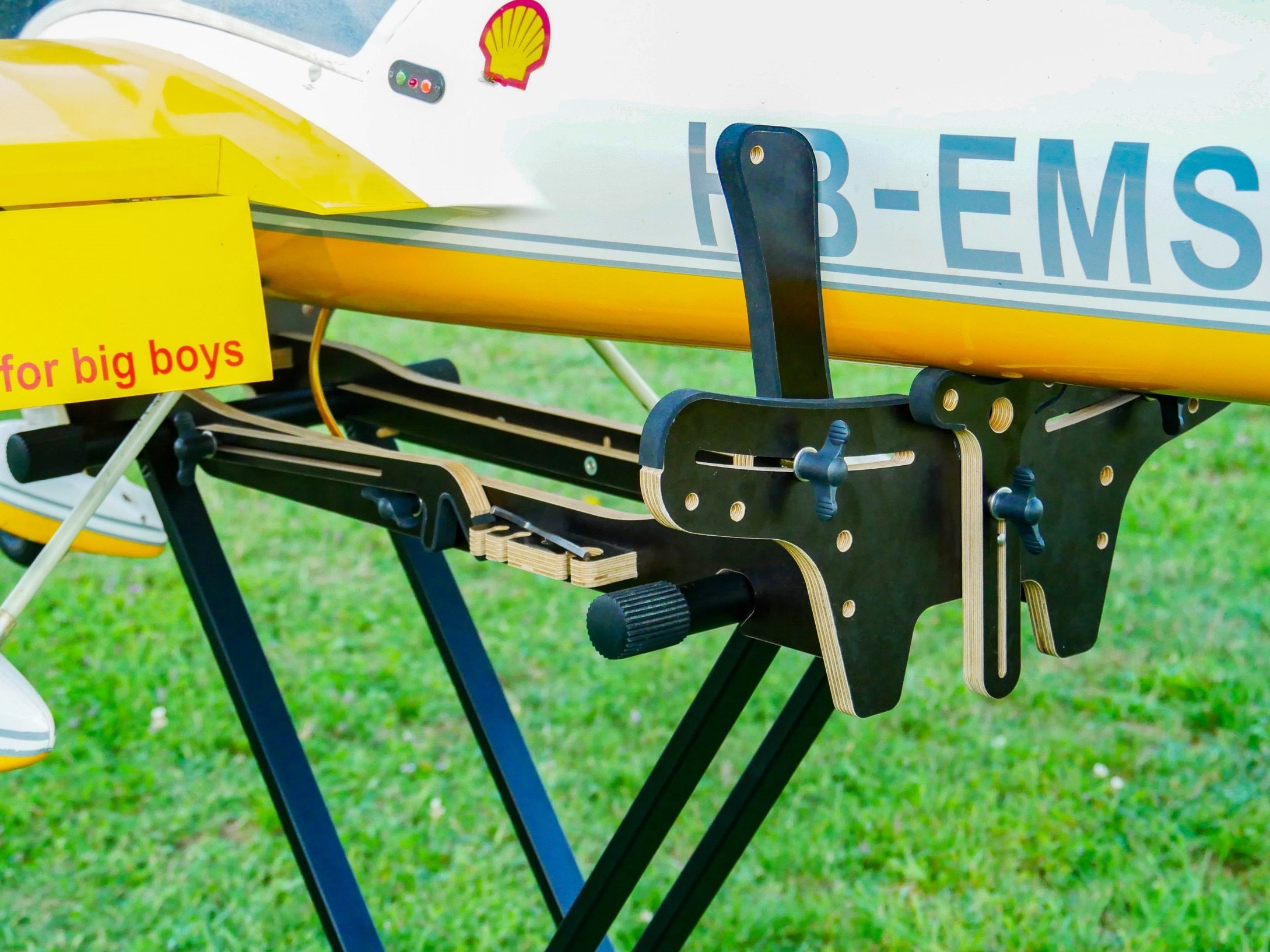 Teil-Q - WingFix PLUS - Black Edition – Bild 5