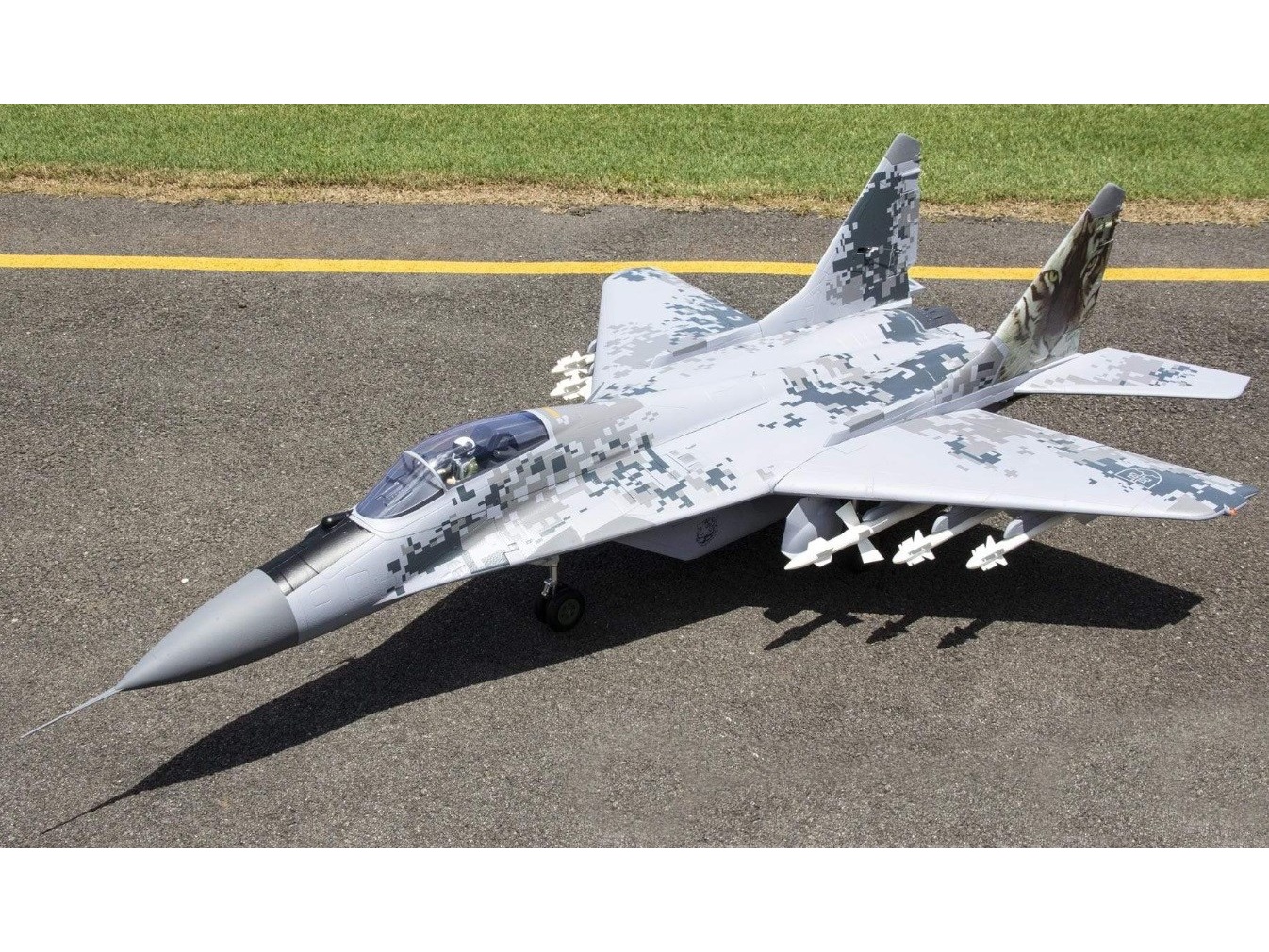 MiG-29 Fulcrum Digital Camo 80mm Impeller-Jet Spw 1257mm, PNP-Set, Freewing – Bild 2