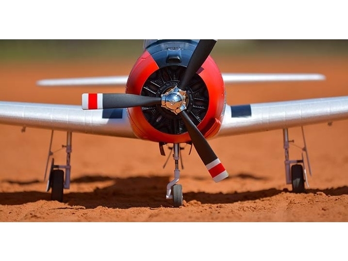 Giant T-28D Trojan V4, Spw 1400mm, PNP-Set von FMS - FMS083PRD – Bild 3