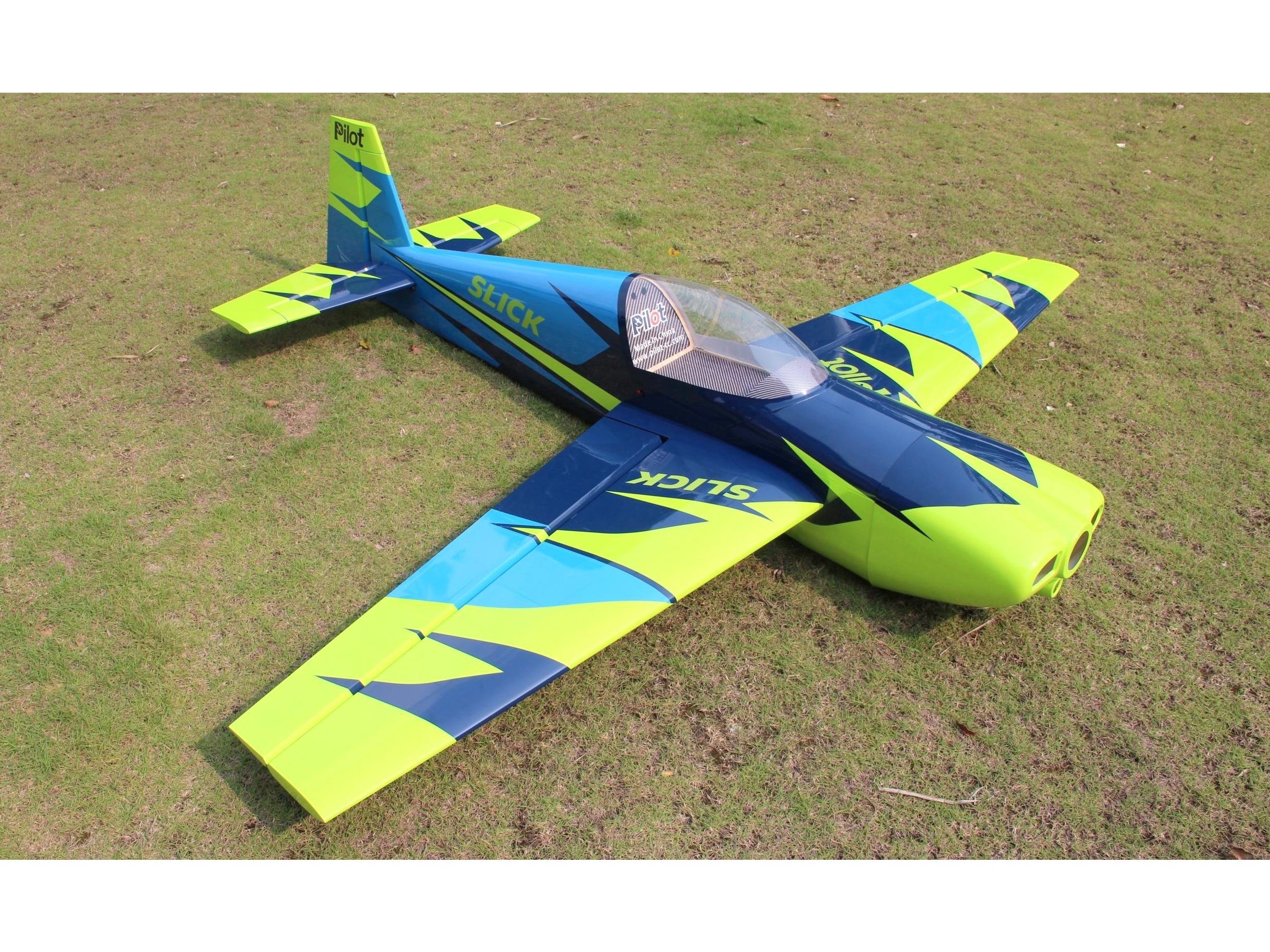 Radschuhe zu SLICK-67, 20ccm, Spw 1702mm, PILOT-RC