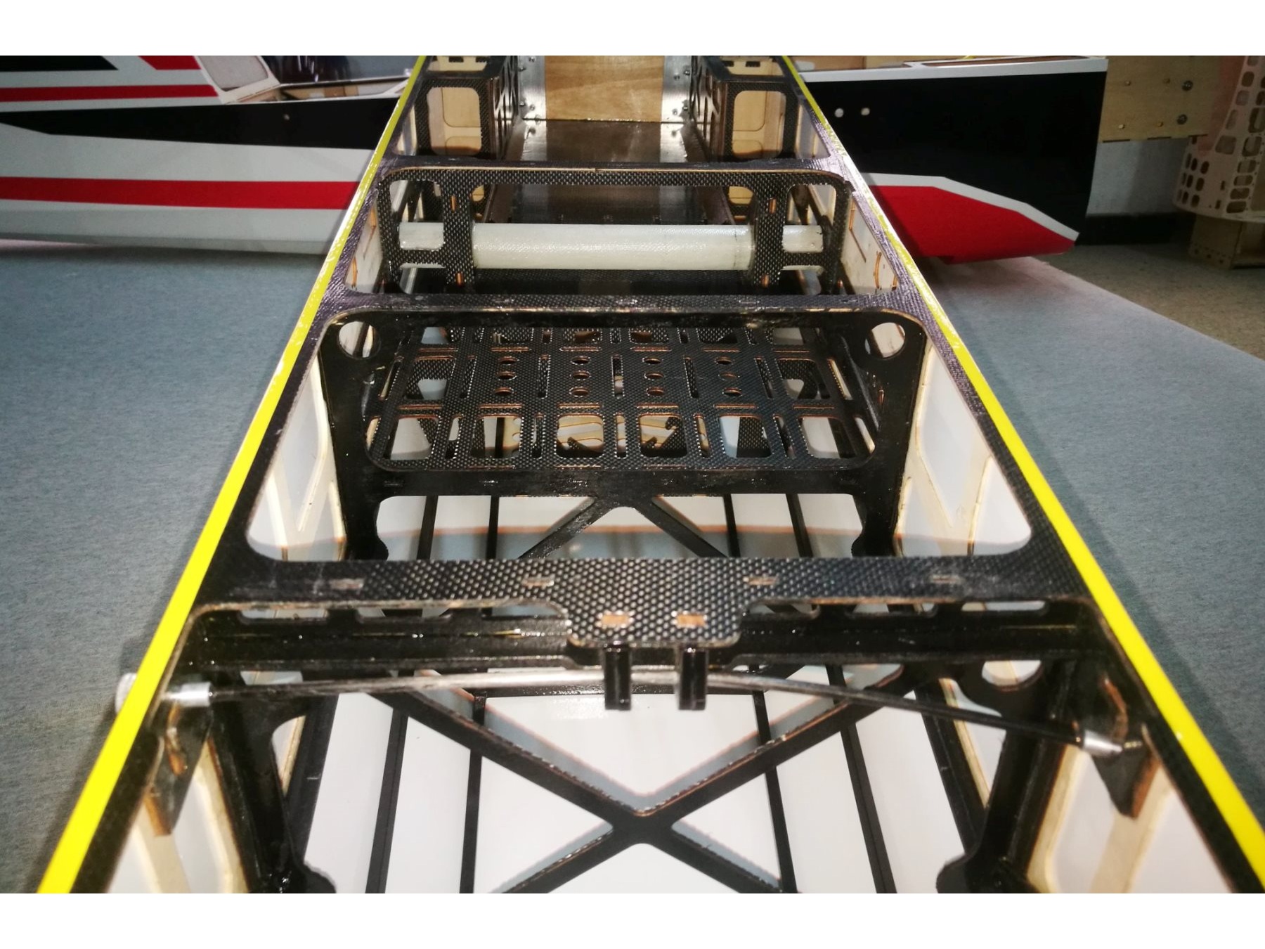 EXTRA 330LX - CFK / Carbon Competition, 60ccm, Spw 2340mm, ARF-Set, PILOT-RC – Bild 6