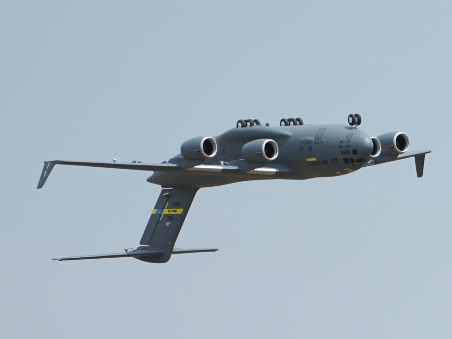 C-17 Globemaster - Quad 40mm EDF Jet, Spw 1200mm, PNP-Set - XFLY-Model – Bild 2