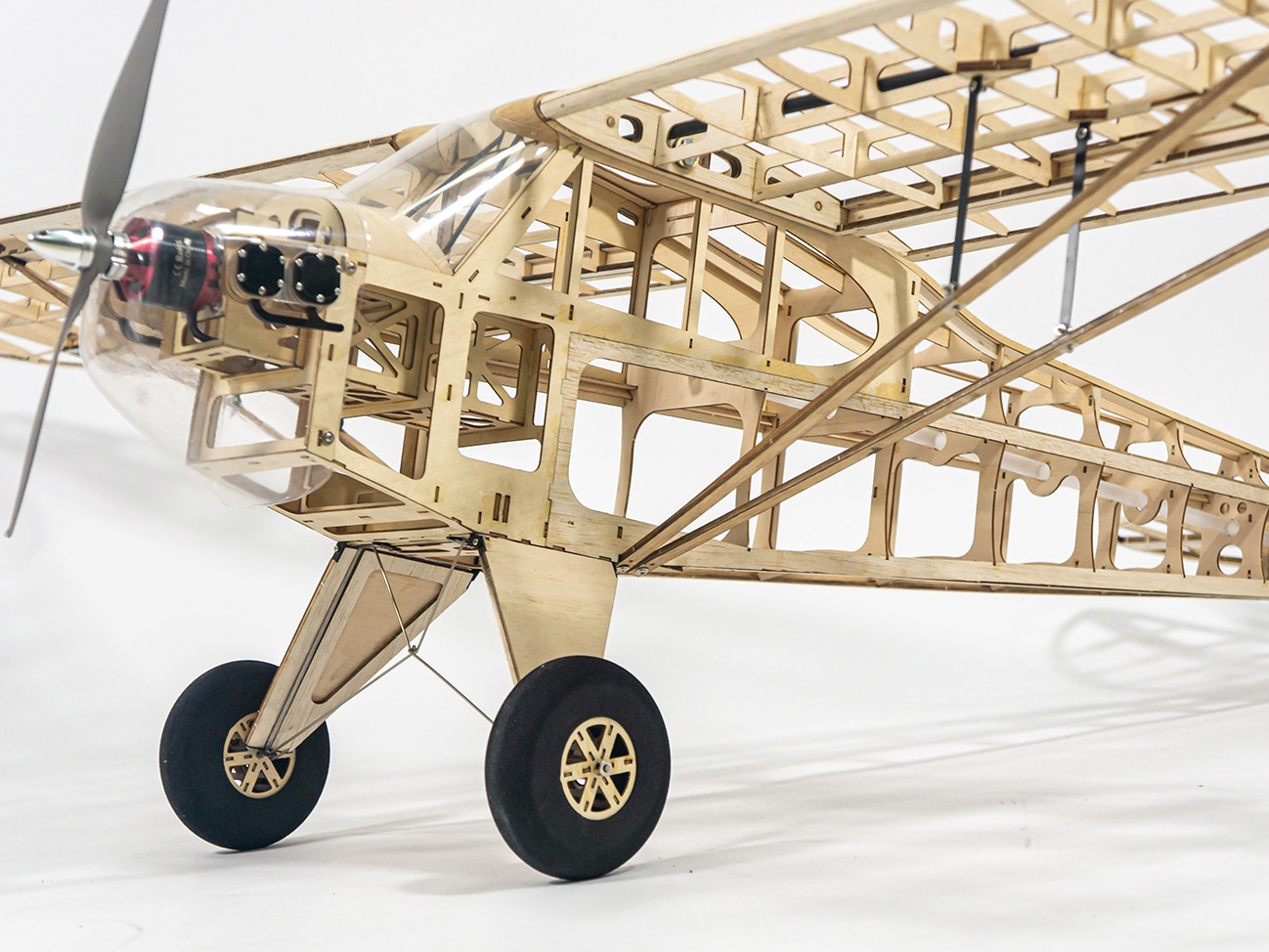 Real-Kit - Piper J3 CUB, Spw 2000mm - KIT-Bausatz aus Balsaholz mit Folie – Bild 2