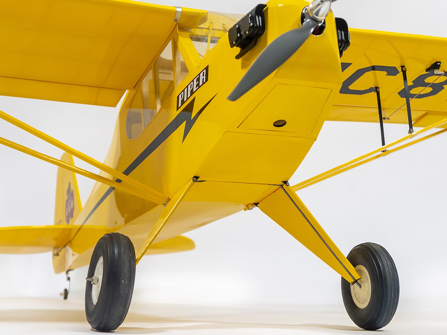 Real-Kit - Piper J3 CUB, Spw 2000mm - KIT-Bausatz aus Balsaholz mit Folie – Bild 6
